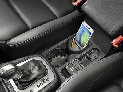 Ablage für Getränkehalter